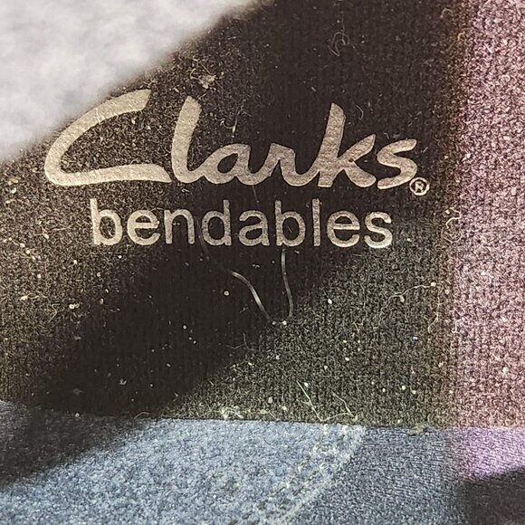 Brand new in box, Clarks Bendable, Navy blue suede, side zip. Sz 7.5 - Picture 7 of 8